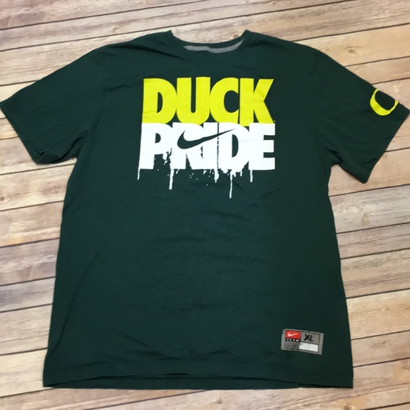nike pride tee nike pride tee